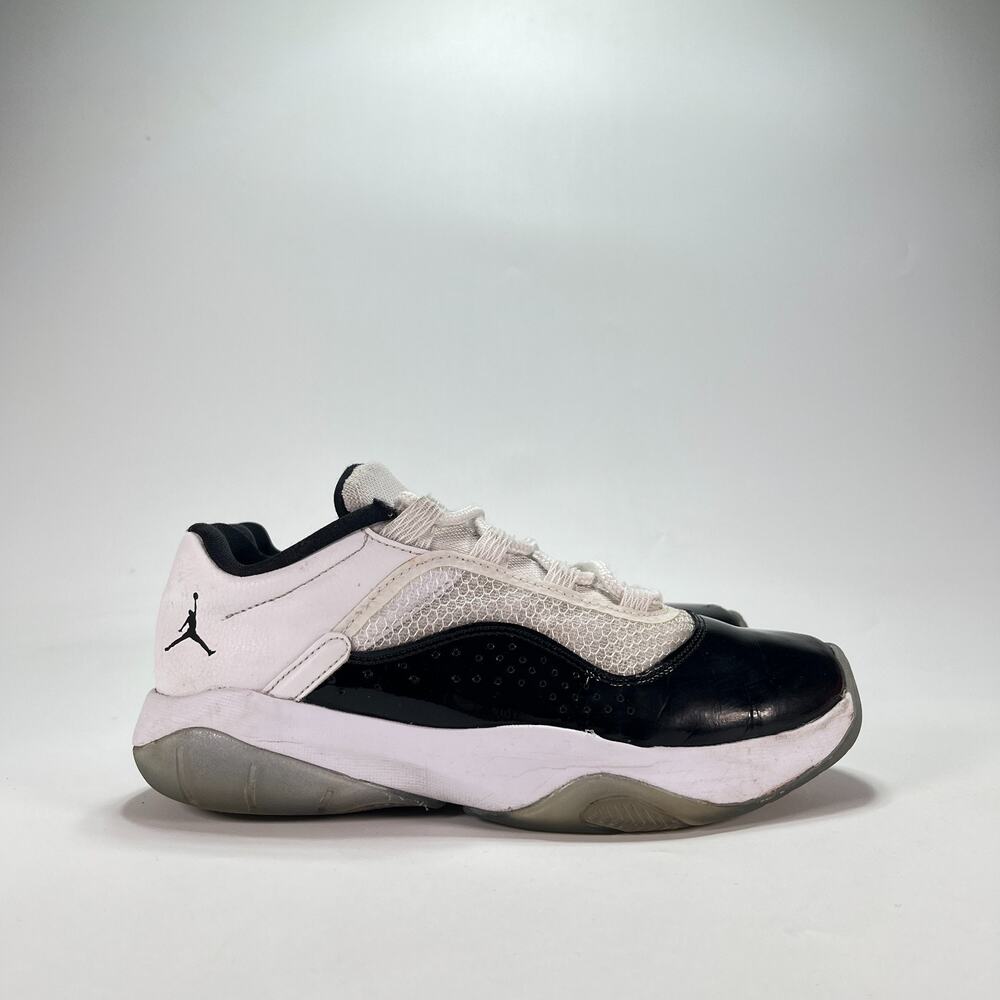 Air Jordan 11 CMFT Low Concord White Black Sneakers DV2208-100 Youth Size 5.5Y